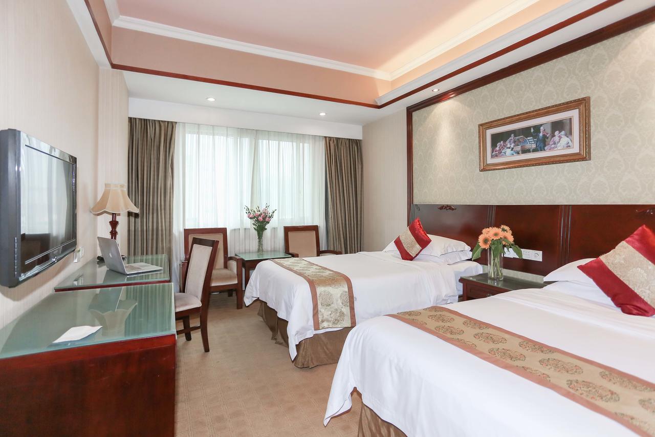Vienna 3 Best Hotel Meilong Road 深セン市 エクステリア 写真